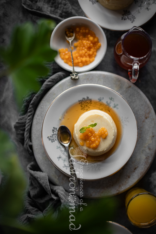 Aam Pora Panna Cotta